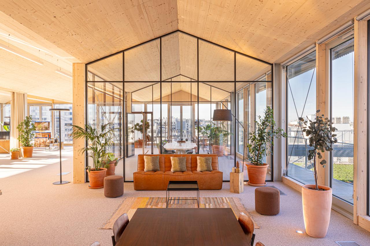Bureau Paris 25592m² Location bureau Paris OLBUR2100131 1